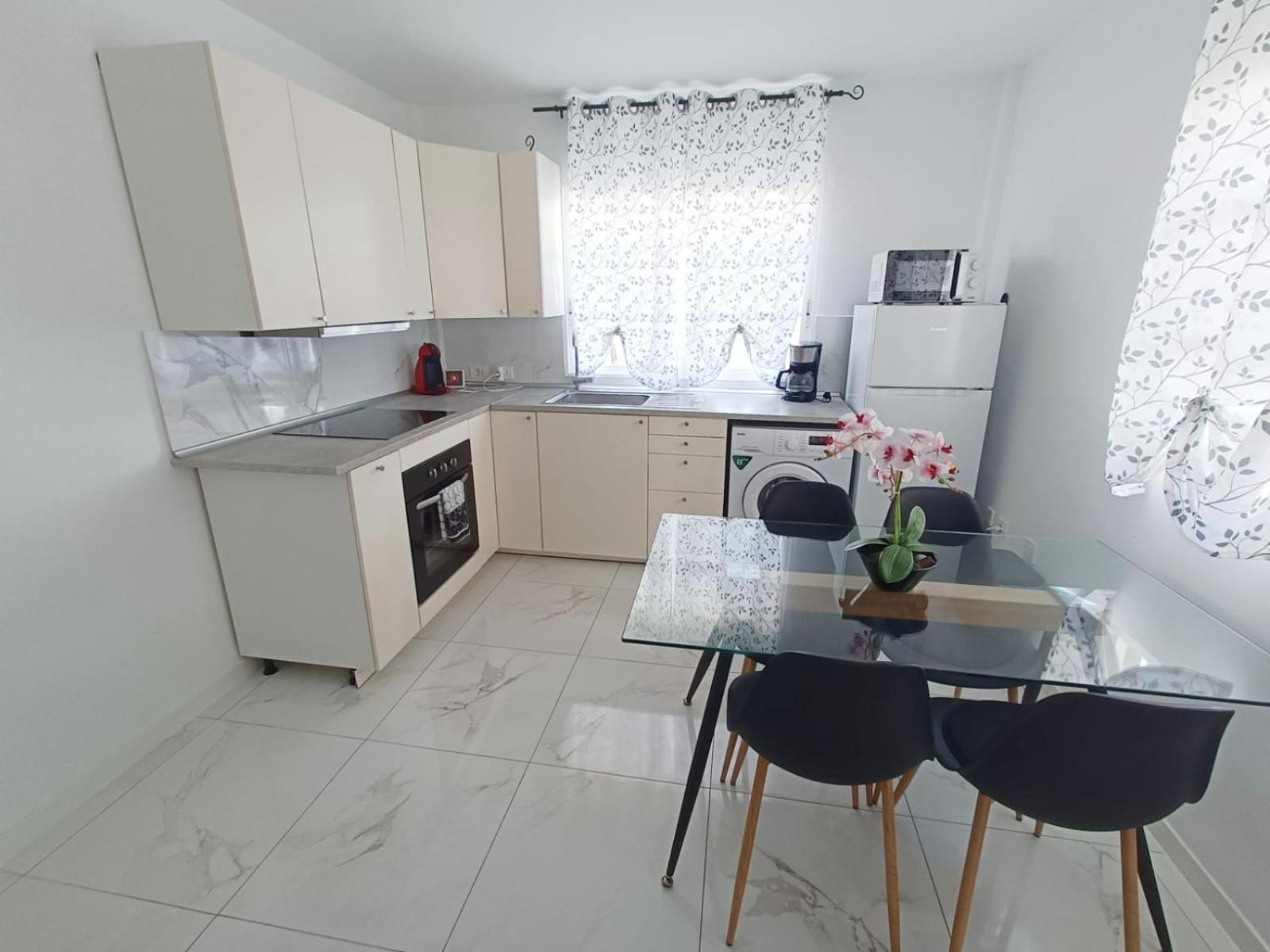 Beautiful Apartment With Pool And Wifi Costa del Silencio Eksteriør billede